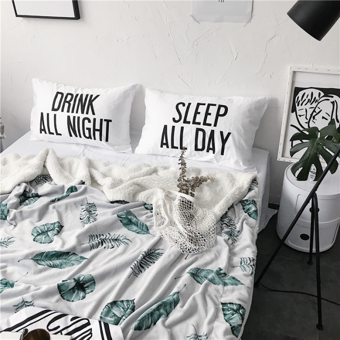 91家纺网 家纺一手货源 找家纺 2017新款爆款羊羔绒毯芭蕉叶