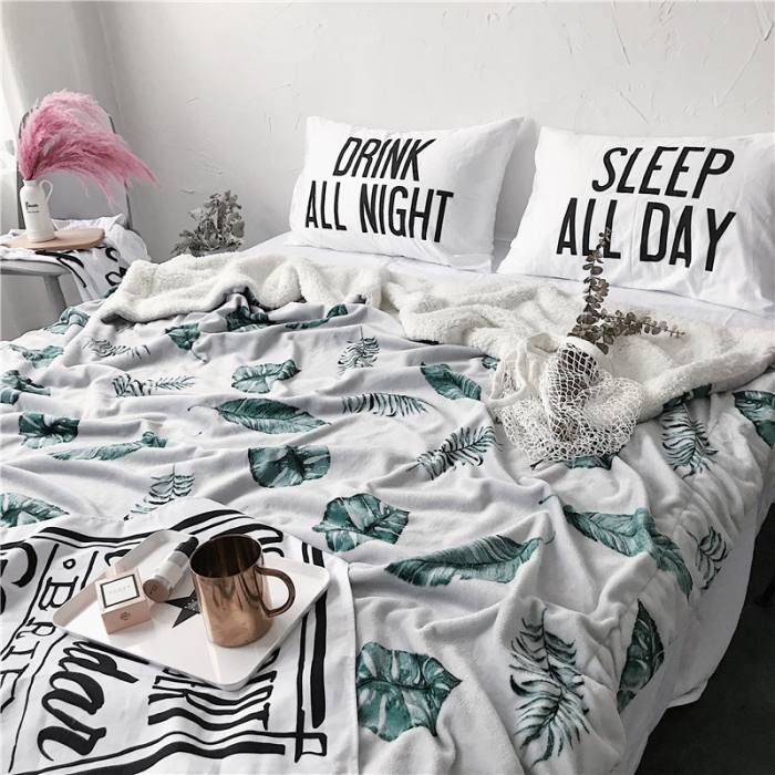 91家纺网 家纺一手货源 找家纺 2017新款爆款羊羔绒毯芭蕉叶