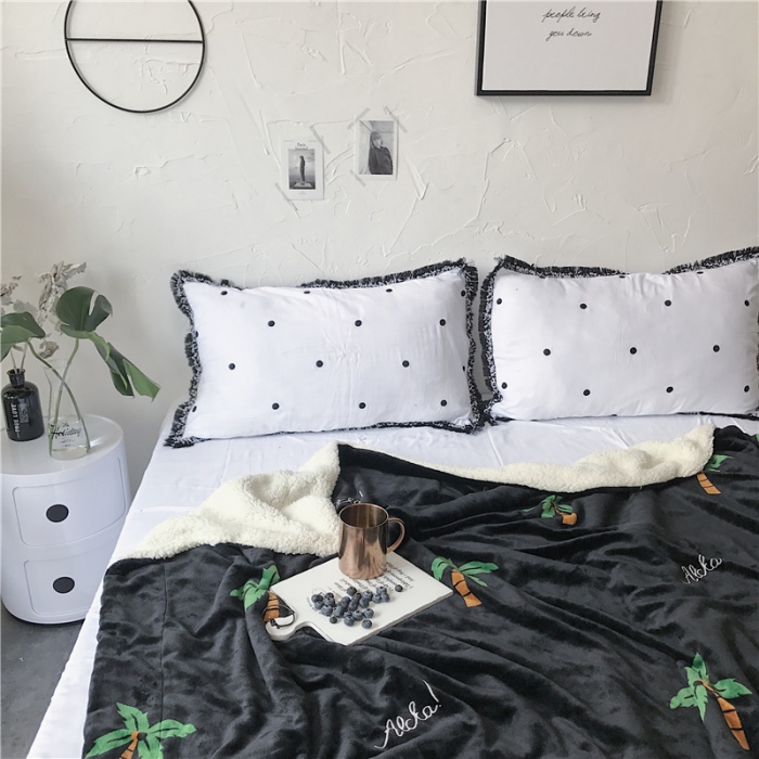 91家纺网 家纺一手货源 找家纺 2017新款爆款羊羔绒毯椰树