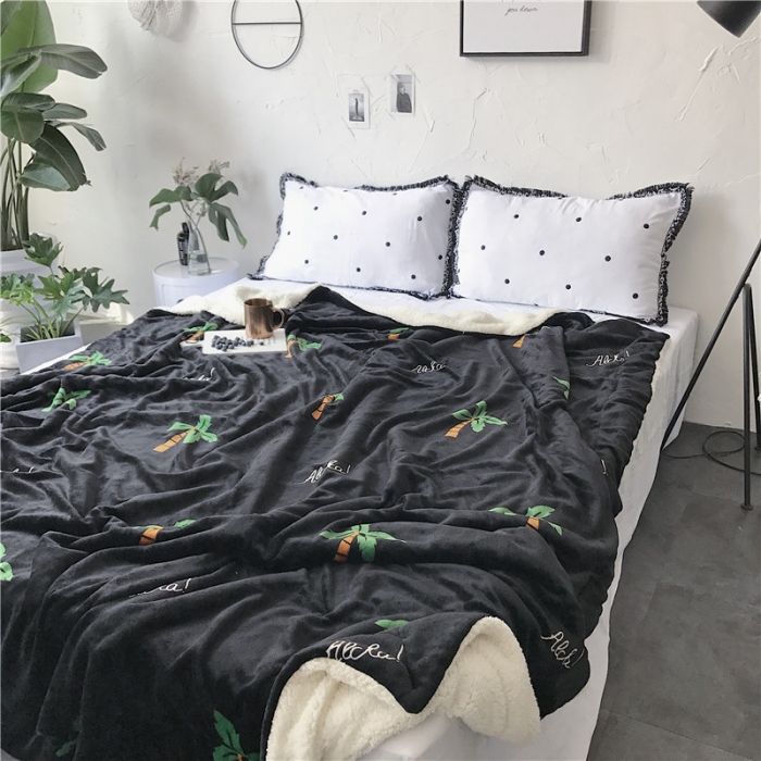 91家纺网 家纺一手货源 找家纺 2017新款爆款羊羔绒毯椰树