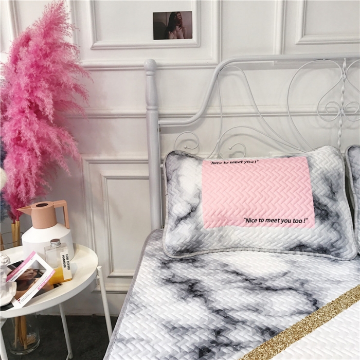 91家纺网 家纺一手货源 找家纺 （总）昔可 chic风高颜值亲肤天丝空调软席三件套