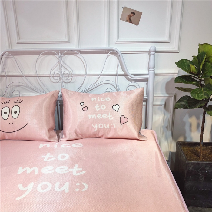 91家纺网 家纺一手货源 找家纺 昔可家纺 爆款冰丝席卡通系列 粉色巴巴