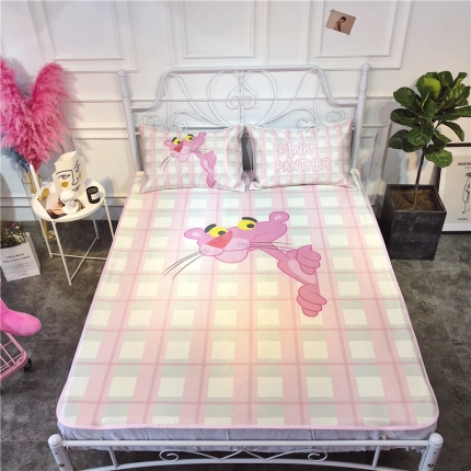 昔可家纺 爆款冰丝席卡通系列 格子粉红豹