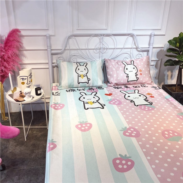 91家纺网 家纺一手货源 找家纺 昔可家纺 爆款冰丝席卡通系列 貌美如花