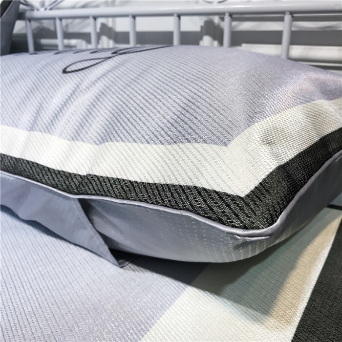 91家纺网 家纺一手货源 找家纺 昔可家纺 爆款冰丝席卡通系列 气球鲸鱼