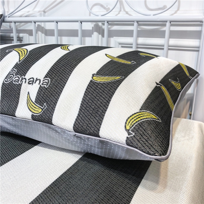 91家纺网 家纺一手货源 找家纺 昔可家纺 爆款冰丝席简约系列 条纹香蕉