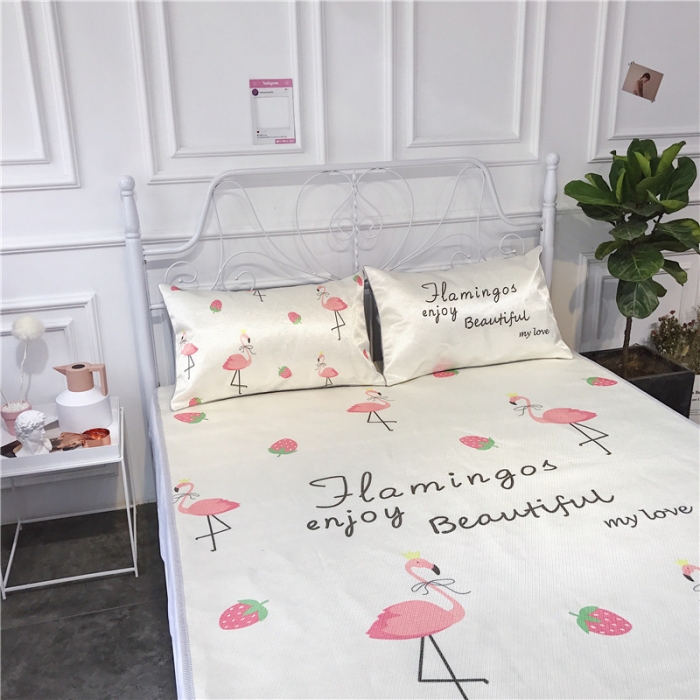 91家纺网 家纺一手货源 找家纺 昔可家纺 爆款冰丝席 草莓火鸟白