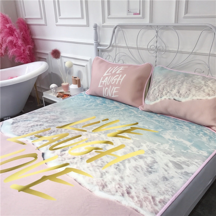 91家纺网 家纺一手货源 找家纺 昔可家纺 2018新款3D凉席 夏日海边