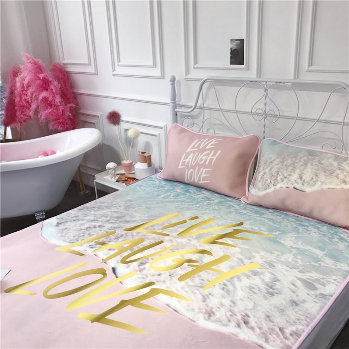 91家纺网 家纺一手货源 找家纺 昔可家纺 2018新款3D凉席 夏日海边