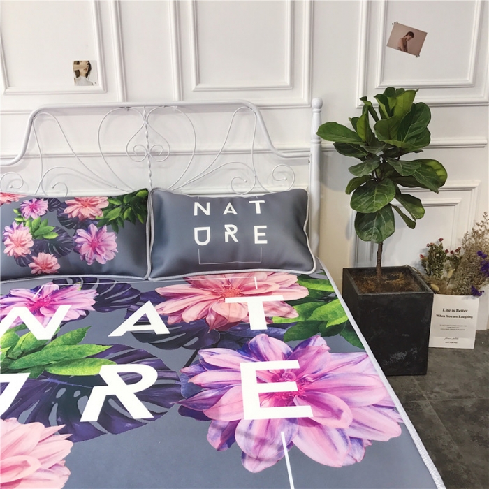 91家纺网 家纺一手货源 找家纺 昔可家纺 2018新款3D凉席 字母立体花