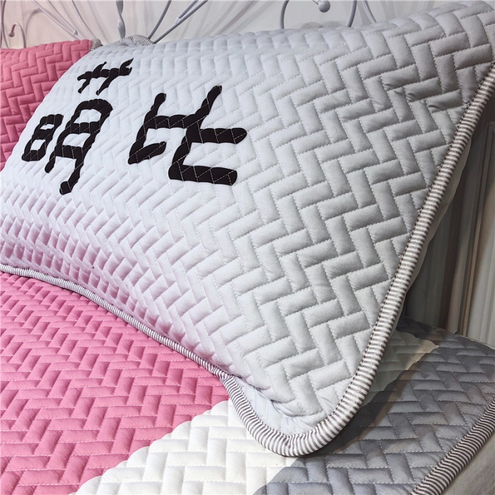 91家纺网 家纺一手货源 找家纺 昔可 chic风高颜值亲肤天丝空调软席三件套逗比