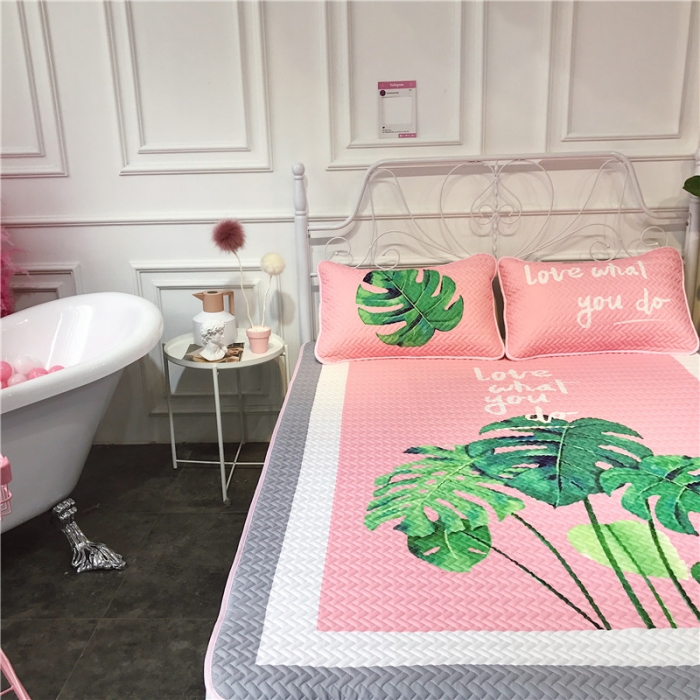 91家纺网 家纺一手货源 找家纺 昔可 chic风高颜值亲肤天丝空调软席三件套粉底龟背竹