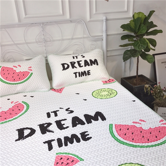 91家纺网 家纺一手货源 找家纺 昔可 chic风高颜值亲肤天丝空调软席三件套西瓜季节