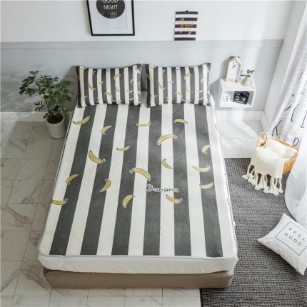 91家纺网 家纺一手货源 找家纺 （总）昔可家纺 爆款冰丝席简约系列影棚图