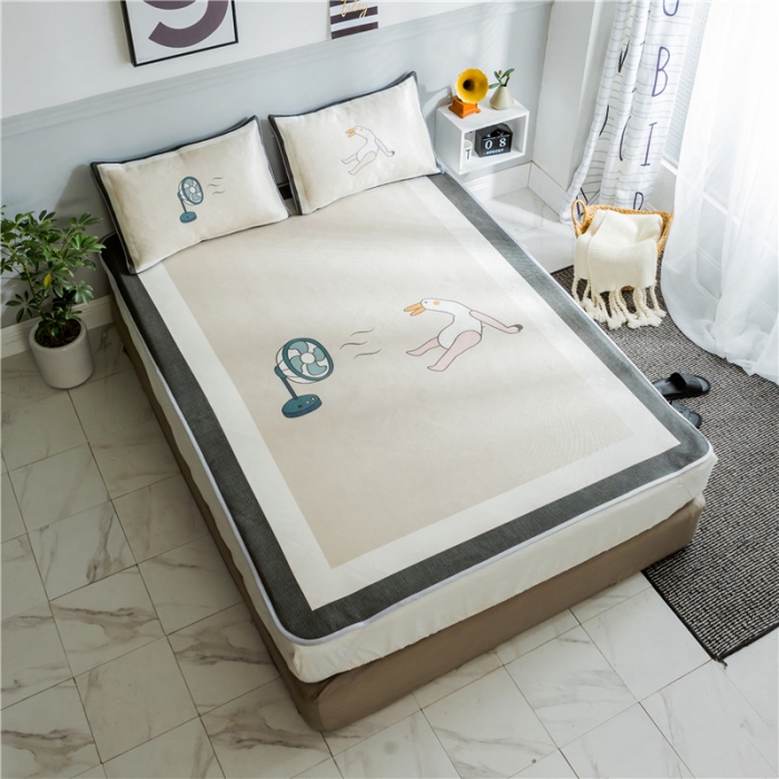 91家纺网 家纺一手货源 找家纺 （总）昔可家纺 爆款冰丝席卡通系列影棚图