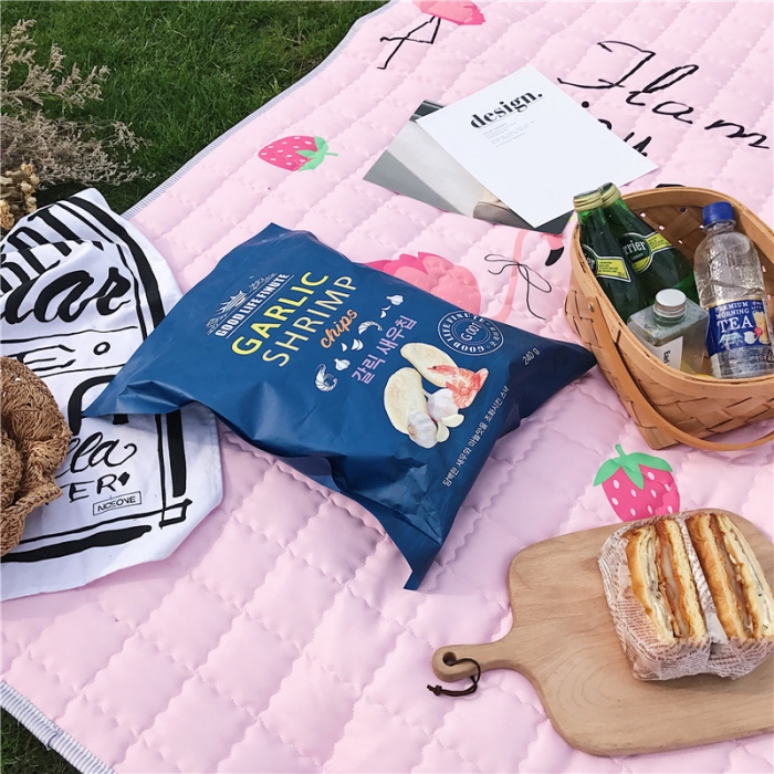 91家纺网 家纺一手货源 找家纺 昔可家纺 2018新款野餐垫 草莓火鸟