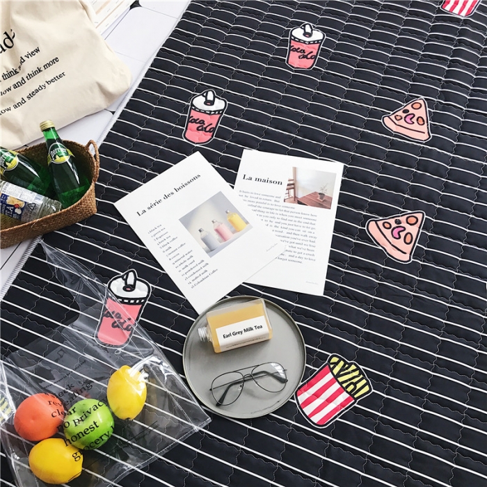 91家纺网 家纺一手货源 找家纺 昔可家纺 2018新款野餐垫 薯条可乐