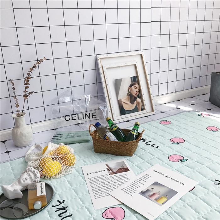 91家纺网 家纺一手货源 找家纺 昔可家纺 2018新款野餐垫 小桃子