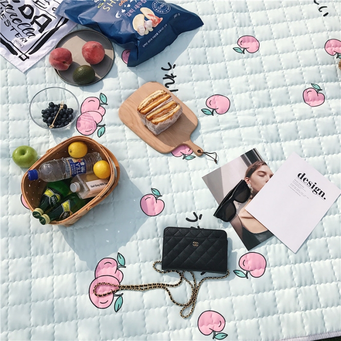 91家纺网 家纺一手货源 找家纺 昔可家纺 2018新款野餐垫 小桃子