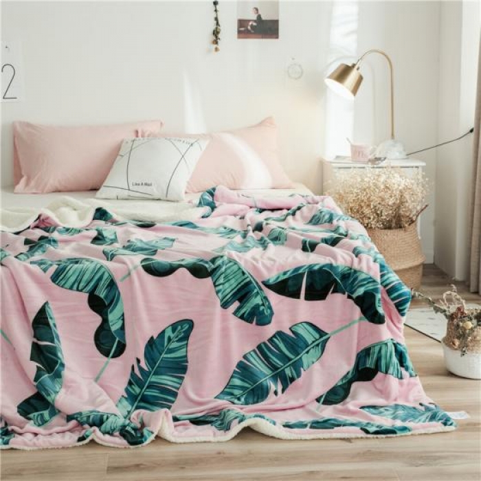 91家纺网 家纺一手货源 找家纺 昔可家纺 2018新品羊羔绒毛毯 粉底绿植