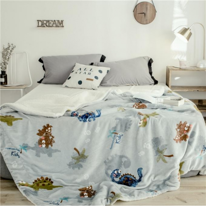 91家纺网 家纺一手货源 找家纺 昔可家纺 2018新品羊羔绒毛毯 恐龙乐园