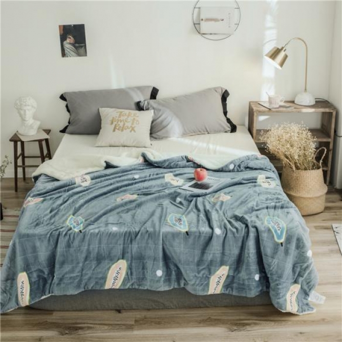 91家纺网 家纺一手货源 找家纺 昔可家纺 2018新品羊羔绒毛毯 木瓜水果