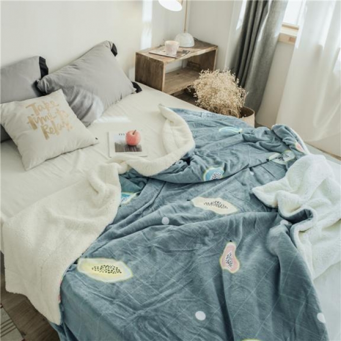 91家纺网 家纺一手货源 找家纺 昔可家纺 2018新品羊羔绒毛毯 木瓜水果