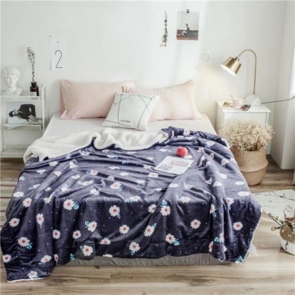 91家纺网 家纺一手货源 找家纺 昔可家纺 2018新品羊羔绒毛毯 小菊花