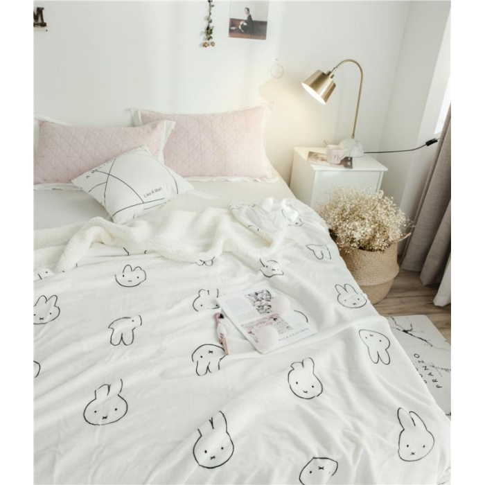 91家纺网 家纺一手货源 找家纺 昔可家纺 2018新品羊羔绒毛毯 小兔乖乖