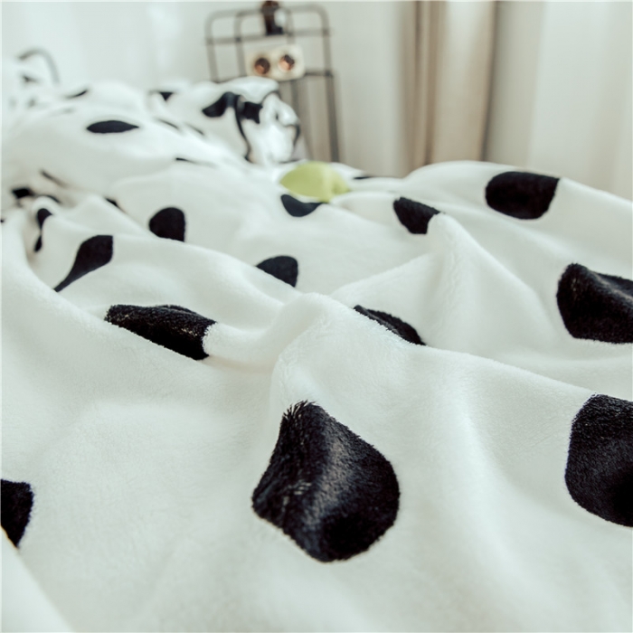 91家纺网 家纺一手货源 找家纺 昔可家纺 2018新款牛奶绒四件套 白波点