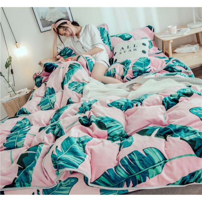 91家纺网 家纺一手货源 找家纺 昔可家纺 2018新款牛奶绒四件套 粉底绿植