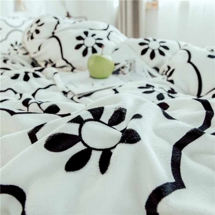 91家纺网 家纺一手货源 找家纺 昔可家纺 2018新款牛奶绒四件套 花砖