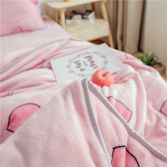 91家纺网 家纺一手货源 找家纺 昔可家纺 2018新款牛奶绒四件套 蜜桃-粉