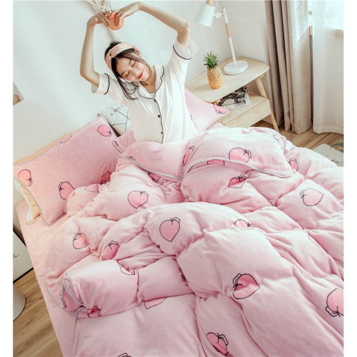 91家纺网 家纺一手货源 找家纺 昔可家纺 2018新款牛奶绒四件套 蜜桃-粉