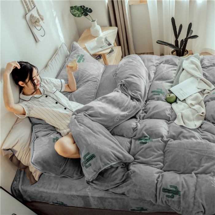 91家纺网 家纺一手货源 找家纺 昔可家纺 2018新款牛奶绒四件套 仙人掌