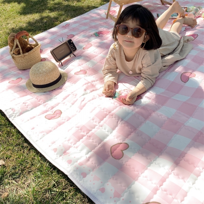 91家纺网 家纺一手货源 找家纺 昔可家纺 2019新款野餐垫 粉草莓