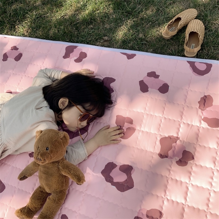 91家纺网 家纺一手货源 找家纺 昔可家纺 2019新款野餐垫 粉粉豹