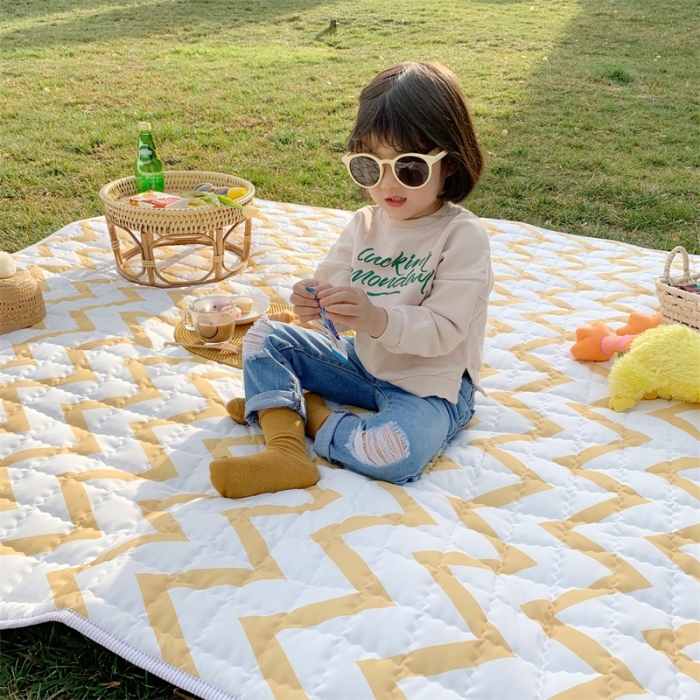 91家纺网 家纺一手货源 找家纺 昔可家纺 2019新款野餐垫 黄波纹