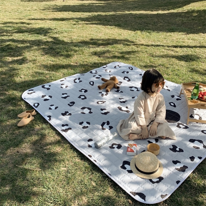 91家纺网 家纺一手货源 找家纺 昔可家纺 2019新款野餐垫 灰豹