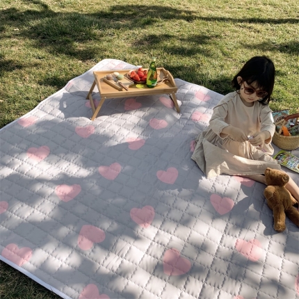 91家纺网 家纺一手货源 找家纺 昔可家纺 2019新款野餐垫 灰底粉心