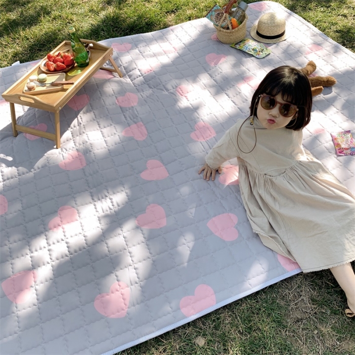 91家纺网 家纺一手货源 找家纺 昔可家纺 2019新款野餐垫 灰底粉心