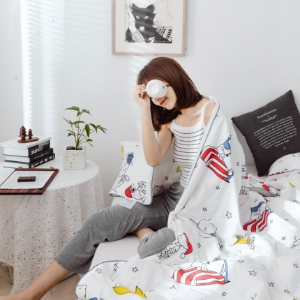 91家纺网 家纺一手货源 找家纺 （总）昔可 2019新款纯棉夏被影棚图