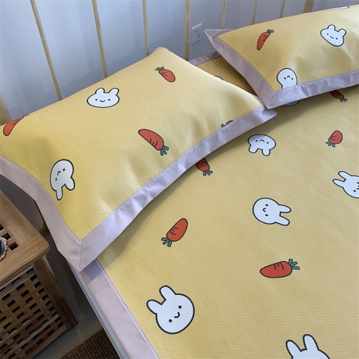 91家纺网 家纺一手货源 找家纺 昔可 2019新款牛奶冰丝软藤席 兔子爱萝卜