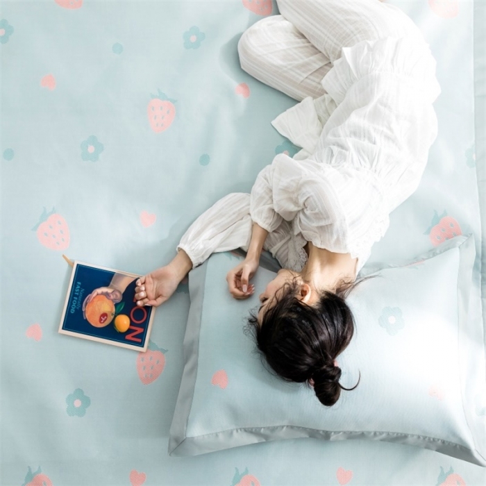 91家纺网 家纺一手货源 找家纺 昔可 2019新款太极石养生席新凉席 爱心草莓