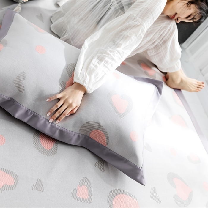 91家纺网 家纺一手货源 找家纺 昔可 2019新款太极石养生席新凉席 爱心粉豹