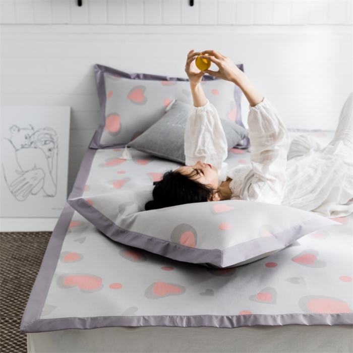 91家纺网 家纺一手货源 找家纺 昔可 2019新款太极石养生席新凉席 爱心粉豹