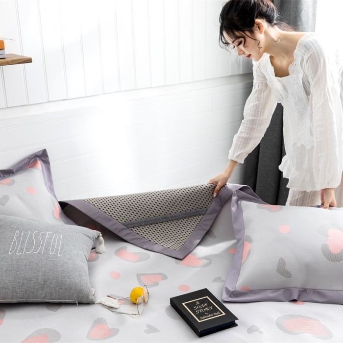 91家纺网 家纺一手货源 找家纺 昔可 2019新款太极石养生席新凉席 爱心粉豹