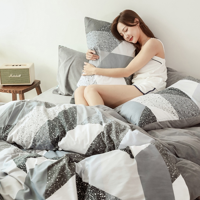 91家纺网 家纺一手货源 找家纺 （总）昔可 2019新款13372棉加绒简约系列四件套