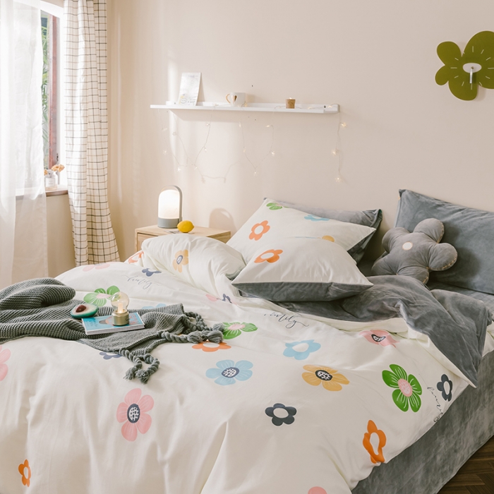 91家纺网 家纺一手货源 找家纺 2019新款13372棉加绒花卉系列四件套 多彩花