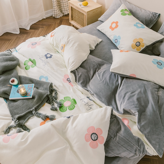 91家纺网 家纺一手货源 找家纺 2019新款13372棉加绒花卉系列四件套 多彩花